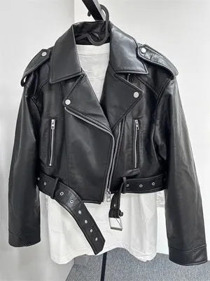 Lilly - Trendige und elegante Lederjacke für einen modernen Stil