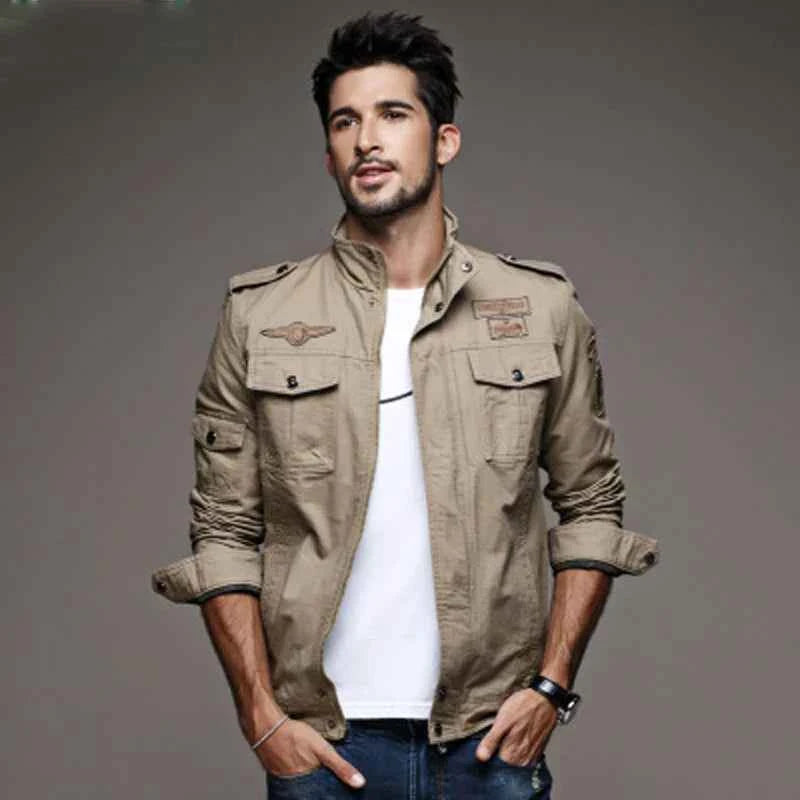 Schlanke, moderne Utility-Jacke