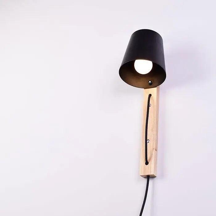 Schwarze Wandlampe Mit E27-Sockel 2
