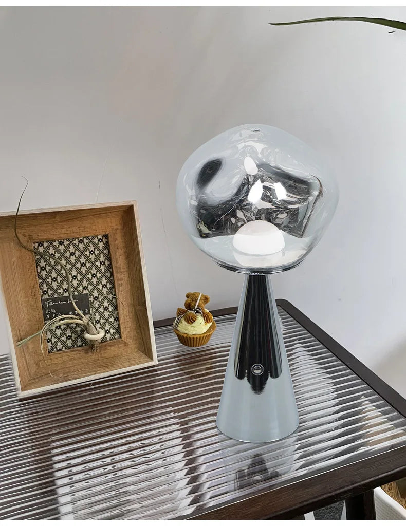Mini-Lampe – Spielen Sie mit den Farben und schaffen Sie eine einzigartige Atmosphäre
