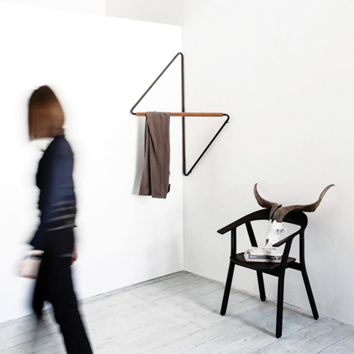 Elegante Wandgarderobe für stylische und funktionale Inneneinrichtung