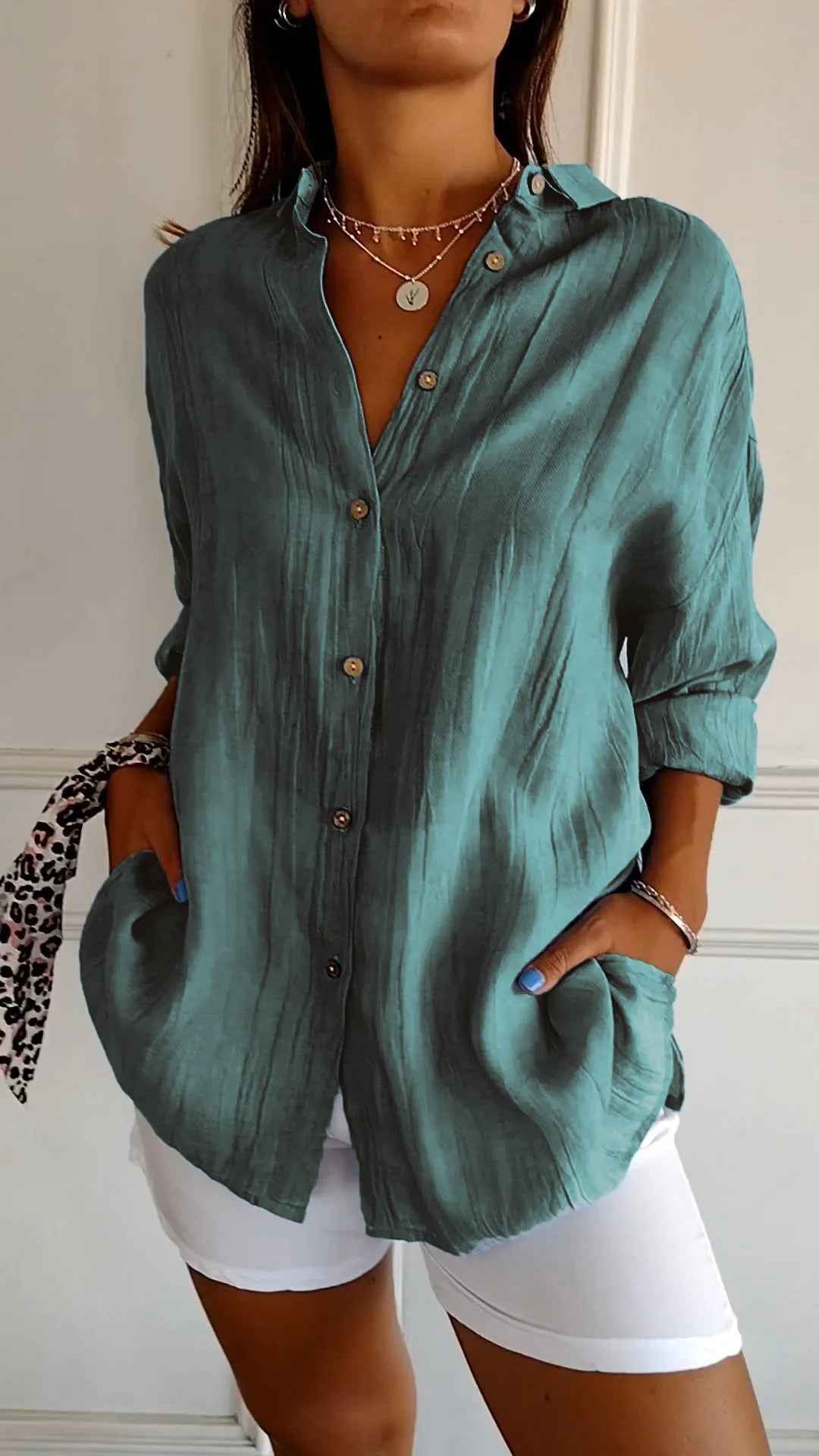 Seriza – Relaxed Button Blouse