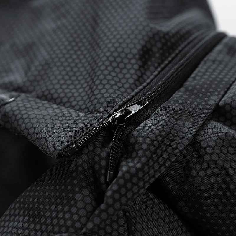 Camouflage-Mantel mit Kapuze in München für einen mutigen und trendigen Stil