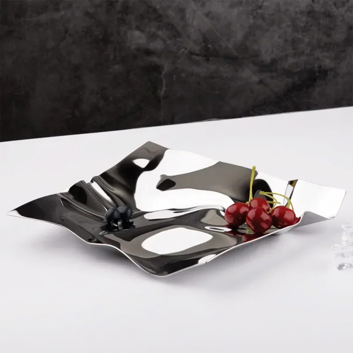 Dekorativer Plateau Silvro – Elegant Accessoire zur Aufwertung Ihres Hauses