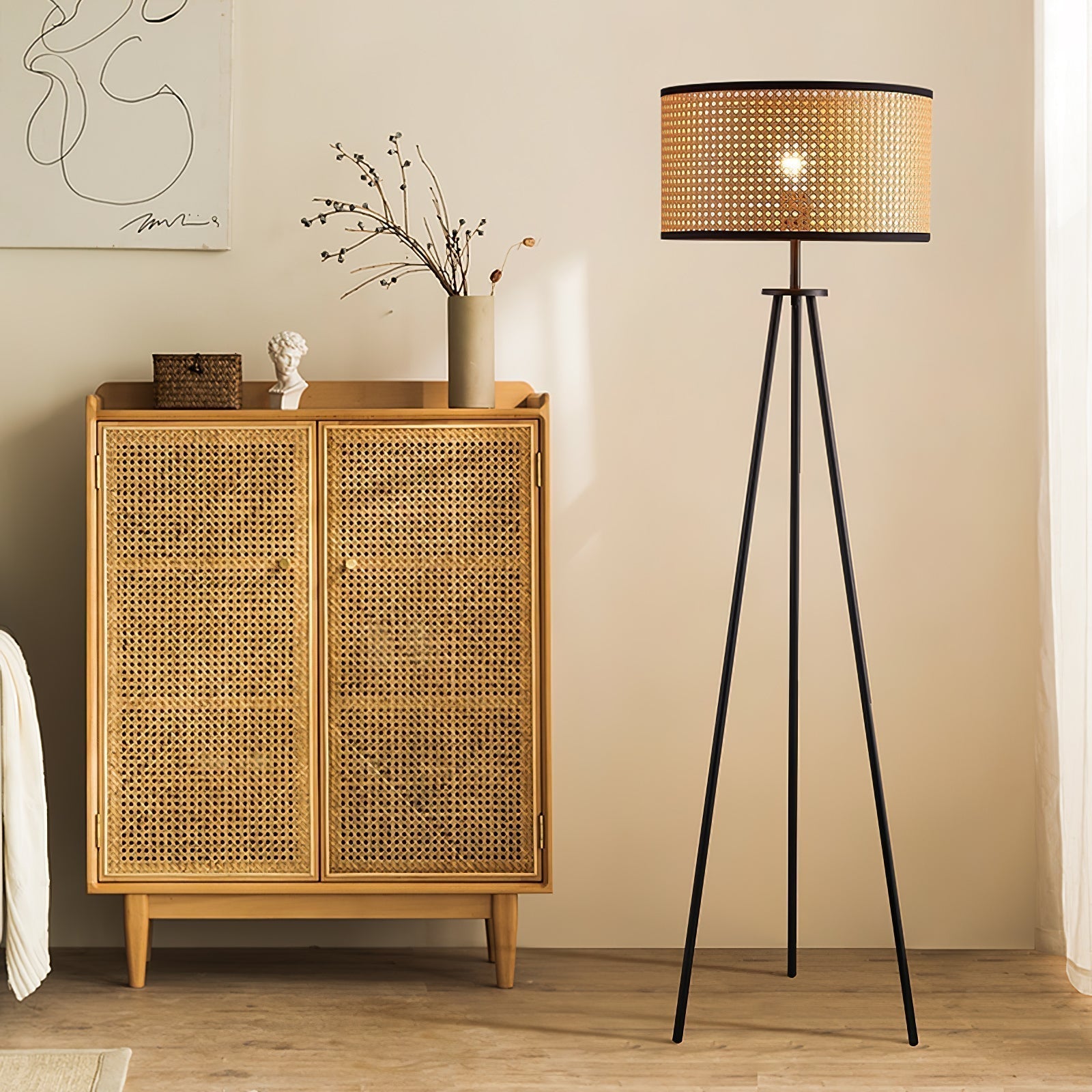 Stehlampe aus Rattan mit modernem Design 6