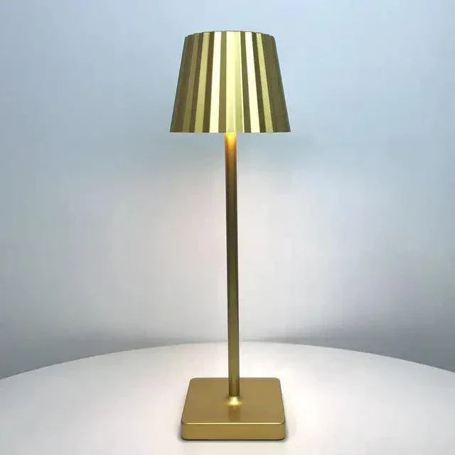 Tragbare kabellose LED-Tischlampe mit USB-Akkuaufladung und Dimmfunktion