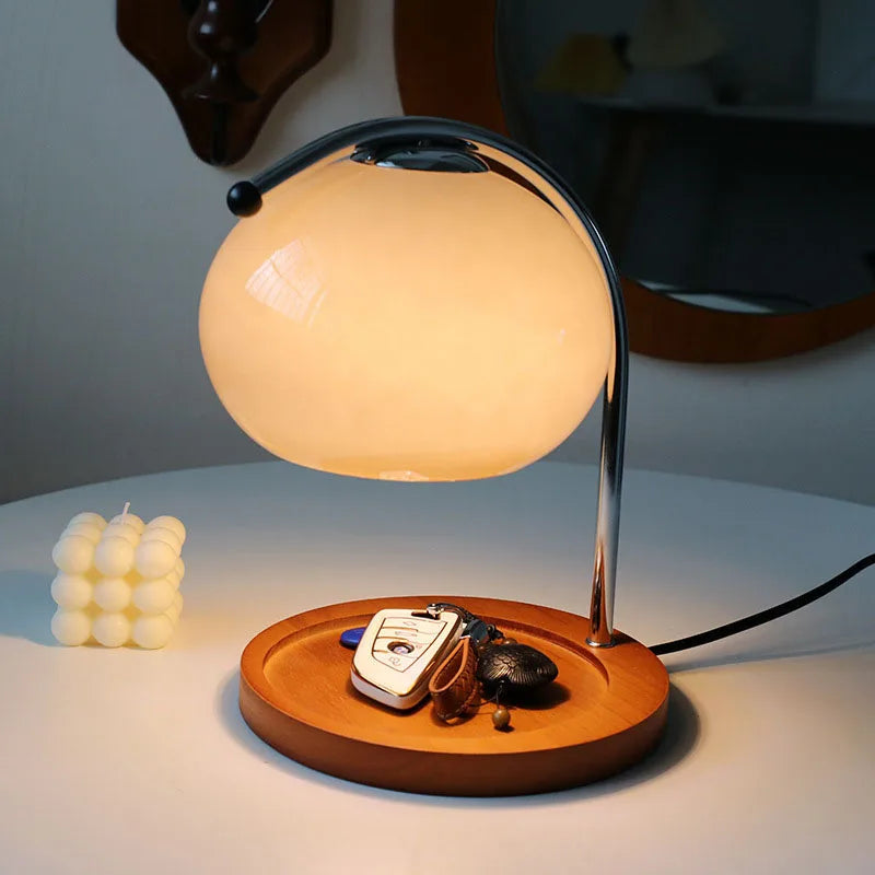 Vintage Tischlampe im Bauhaus-Stil 5