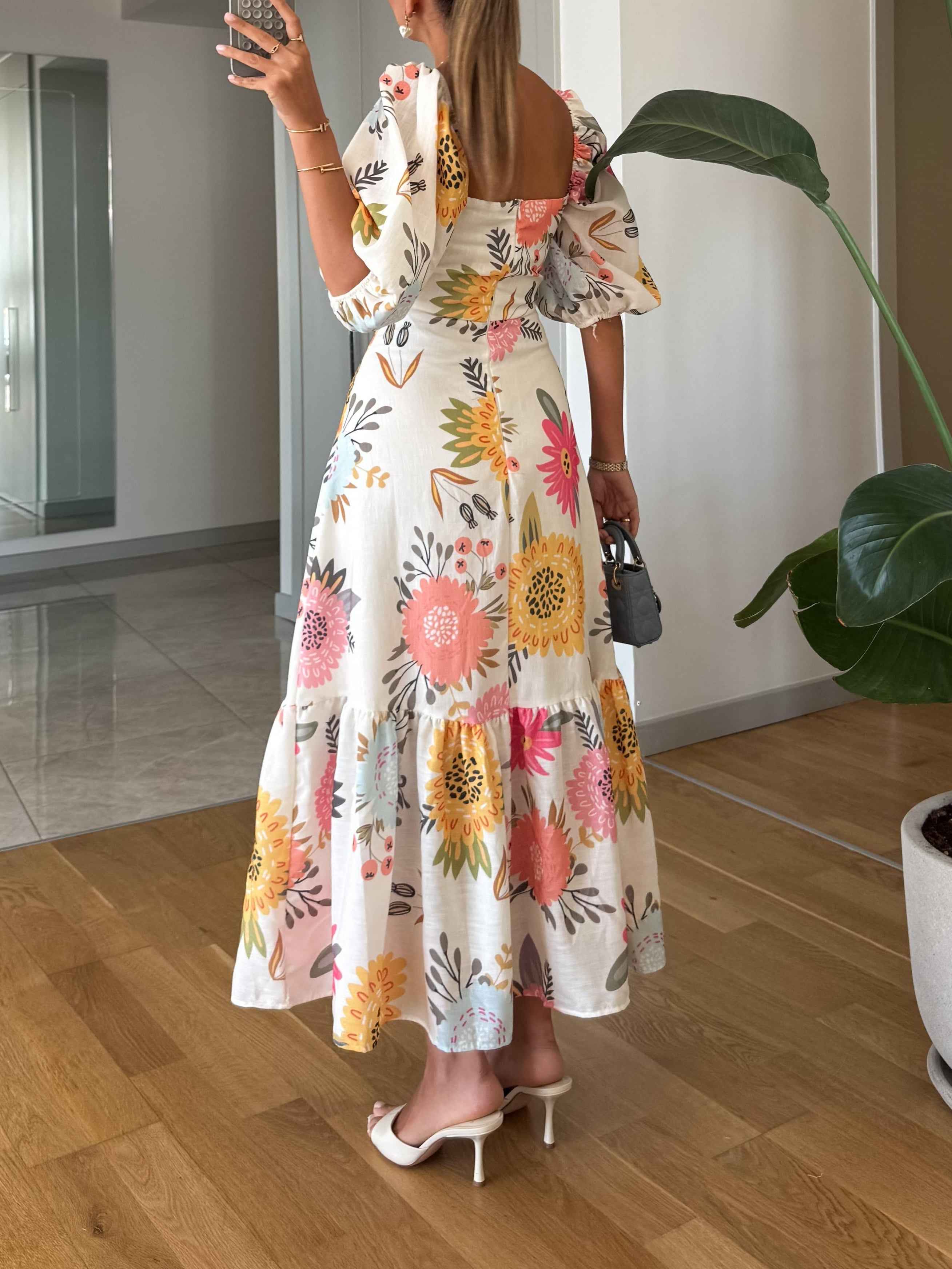 CAMILLE - BLÜHENDE ELEGANZ PUFFÄRMELKLEID