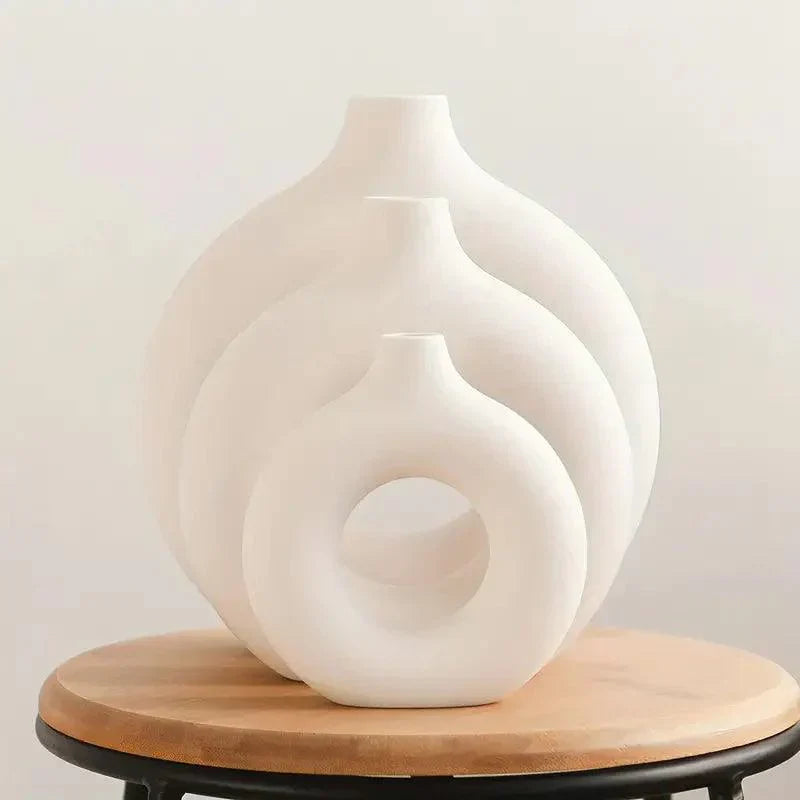 Elegante Vase und Zeitgenössisches Design für eine Anspruchsvolle Dekoration