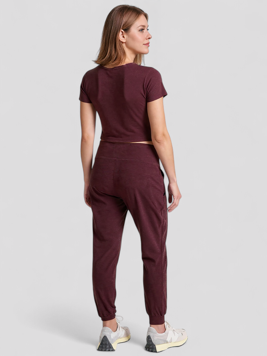 Sigrid | Lässiger Midi-Jogger für Damen – Burgunderrote Sport- und Lounge-Jogginghose
