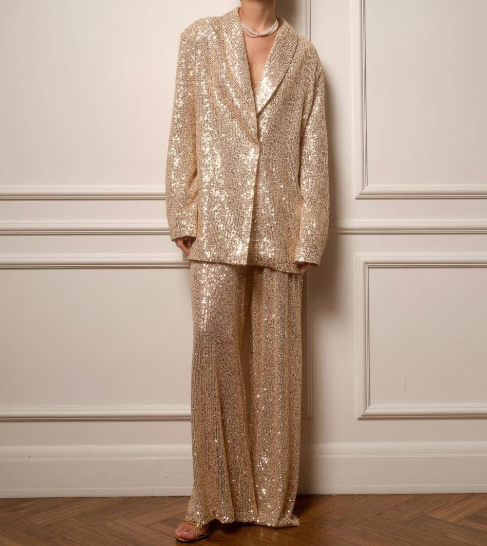 Glamouröses Sakko- und Hose-Set mit Pailletten