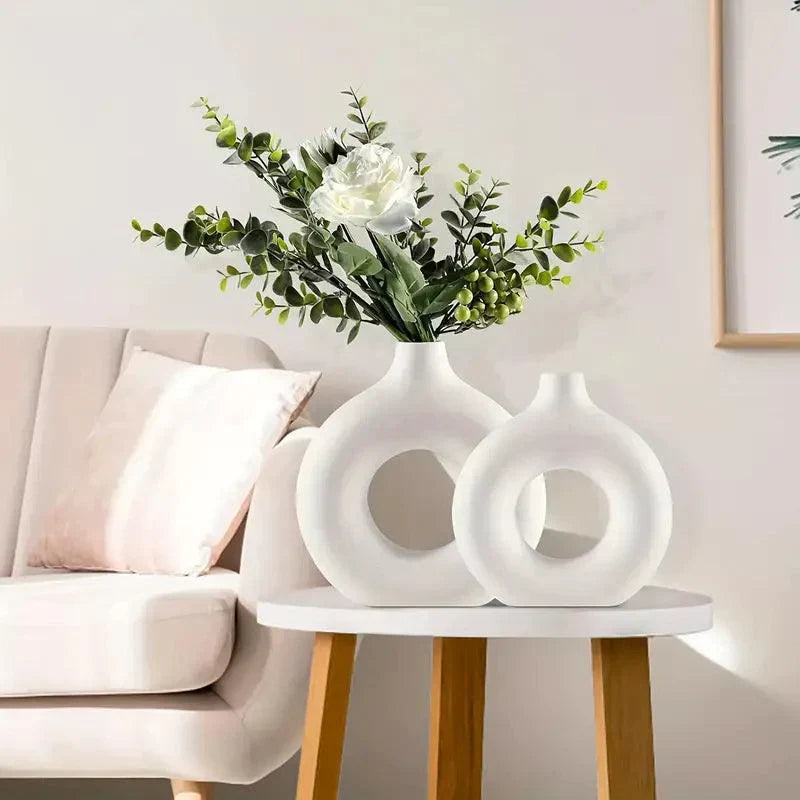 Elegante Vase und Zeitgenössisches Design für eine Anspruchsvolle Dekoration