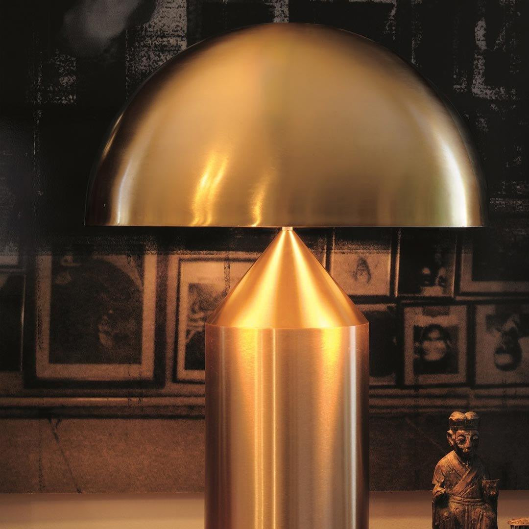 Moderne Tischlampe aus Metall – Langlebige Eleganz und energieeffiziente Beleuchtung