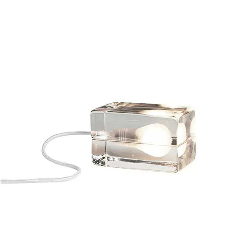 Elegante Tischlampe aus transparentem Kristall – garantiert Glanz und Raffinesse