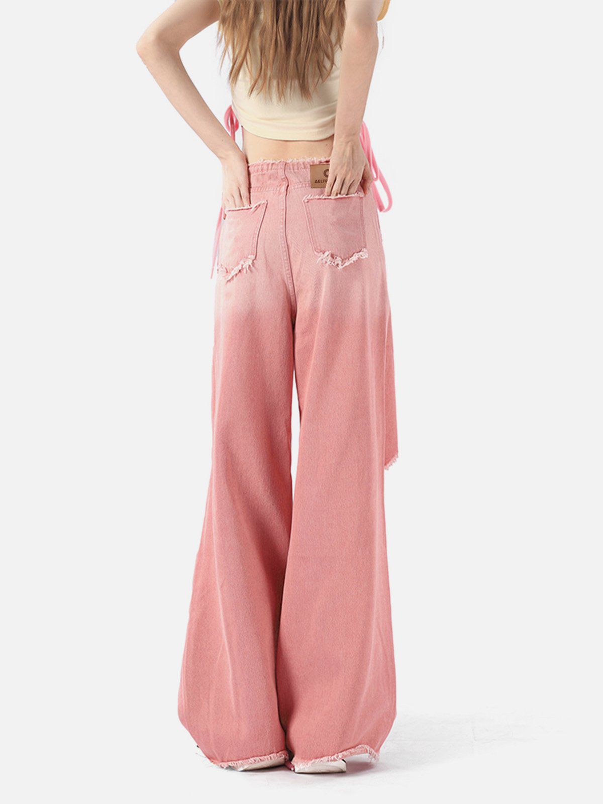 Beatrice | Trendige lockere Jeans mit Fransen und stylischen Buchstaben-Details