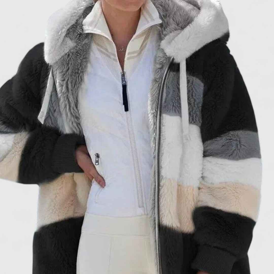 Andrea - Gemütliche und stilvolle warme Strickjacke