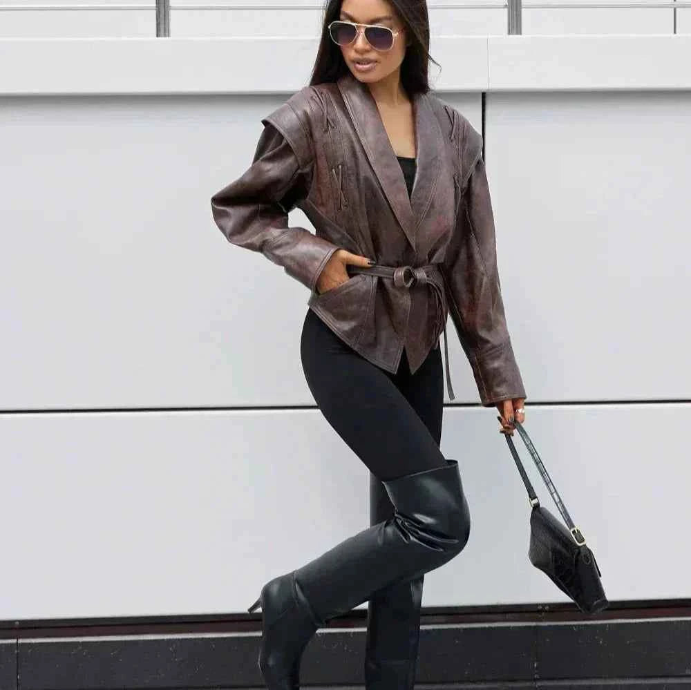 Monica | Eleganter Vintage-Mantel mit V-Ausschnitt