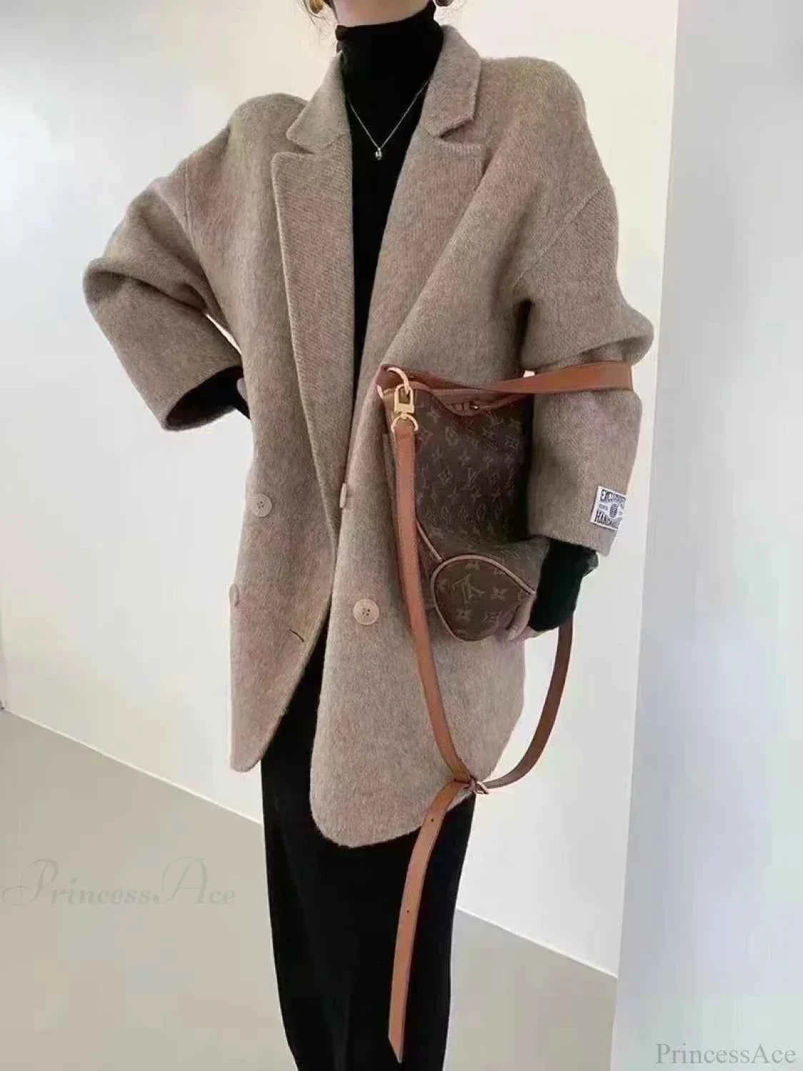 Eleganter Kaschmir Turn-Down Wollpulli für einen luxuriösen und warmen Look