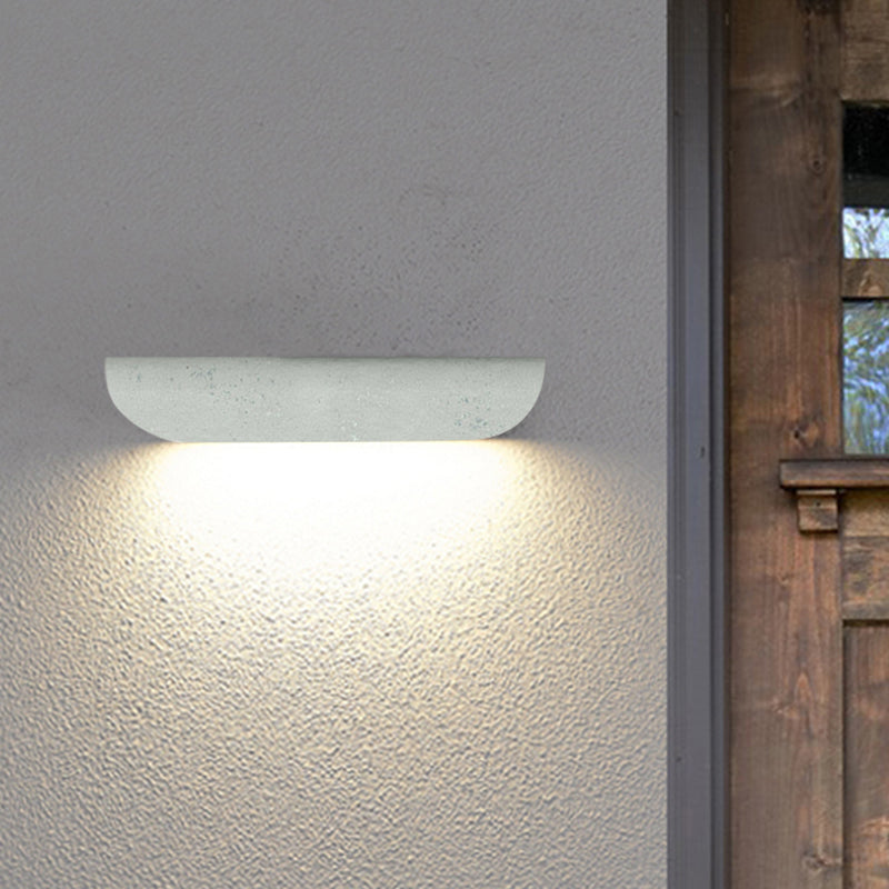 Astoria - Innovative Wasserdichte Gebogene Außenwandleuchte für eine Schlichte und Funktionale Beleuchtung