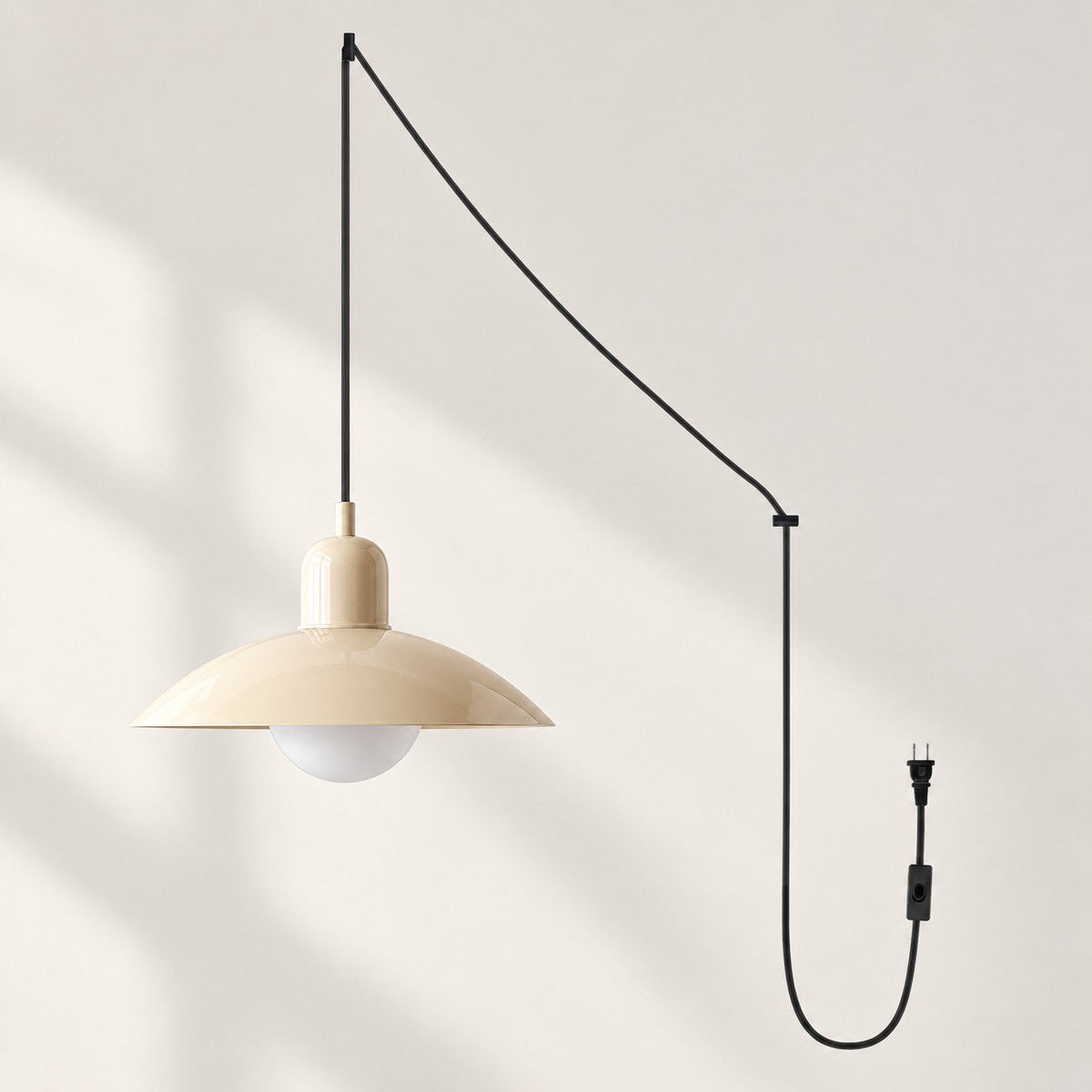 Mid Century Bauhaus Steckerpendelleuchte
