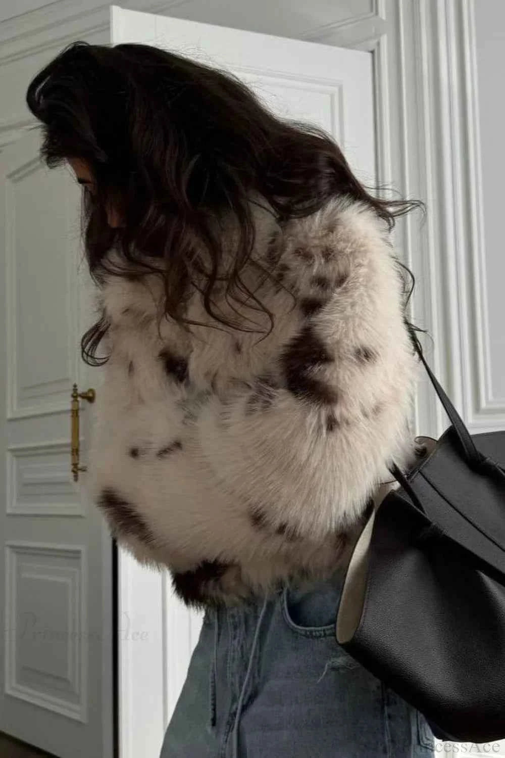 warmer und kuscheliger Cow-Print Cropped- und Plüschjacke