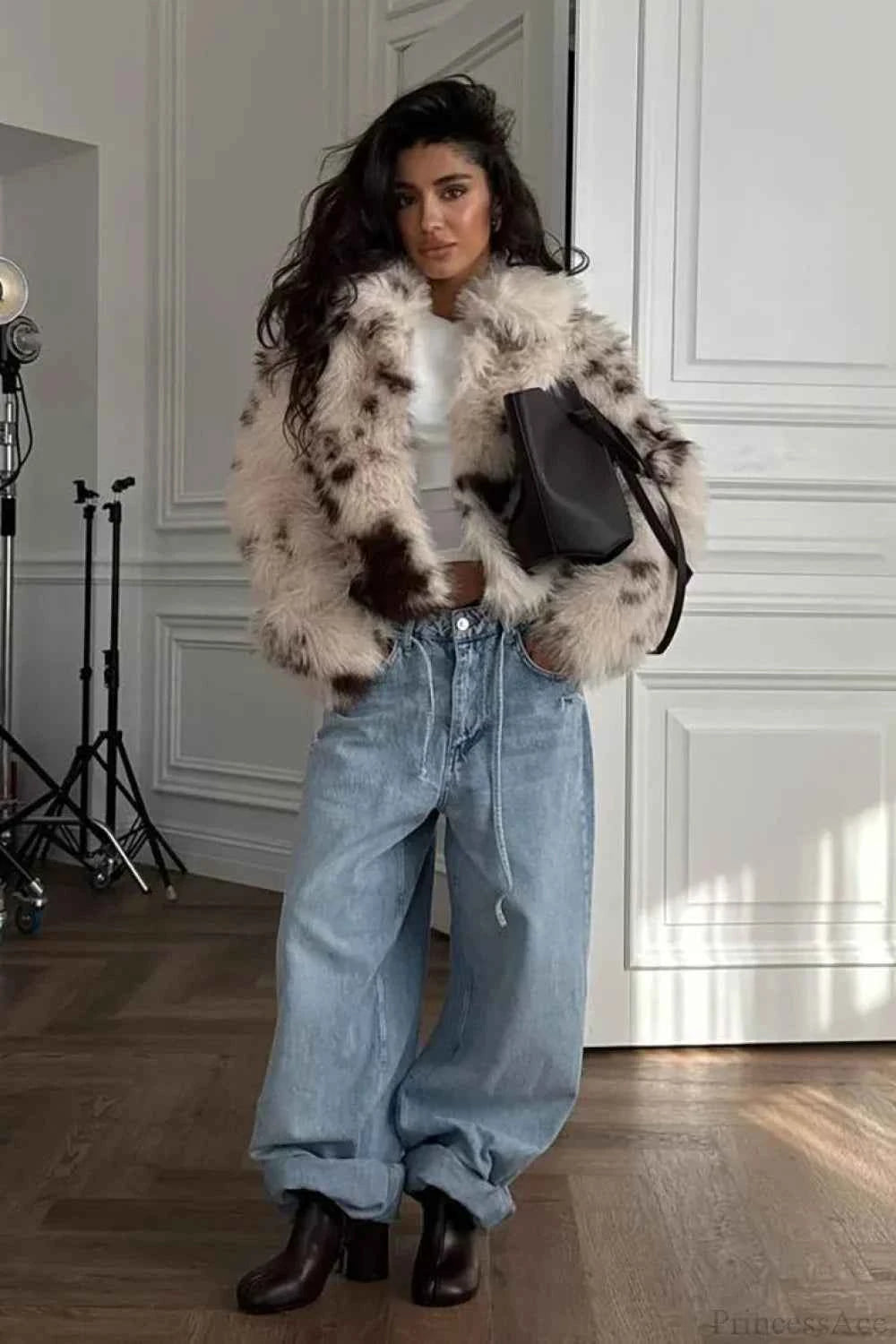 warmer und kuscheliger Cow-Print Cropped- und Plüschjacke