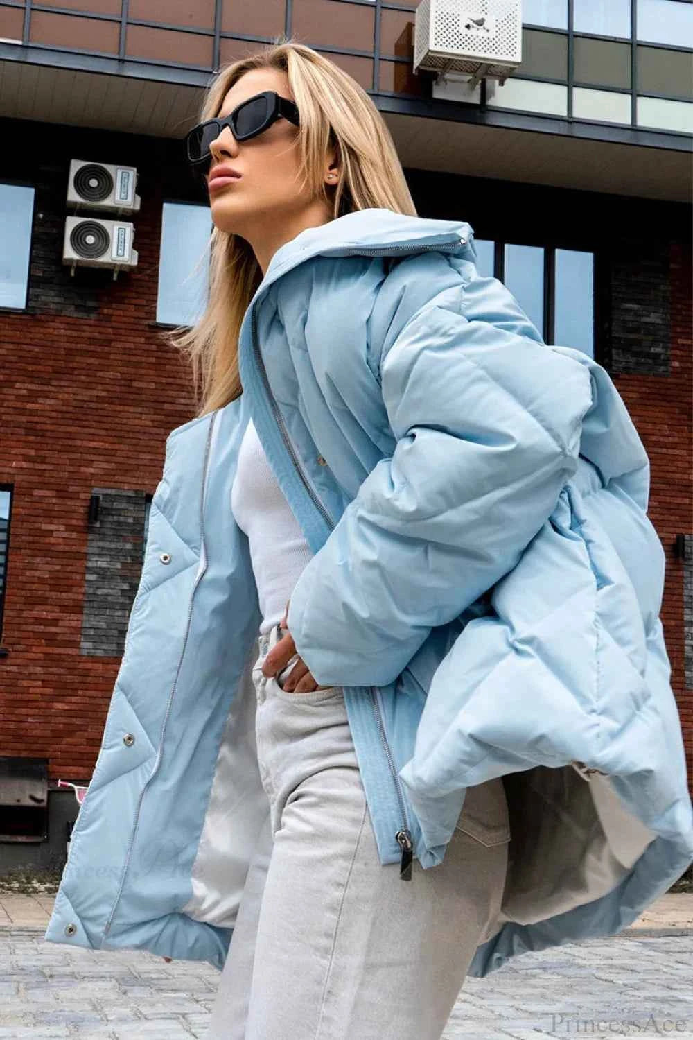 Oversize-Mantel mit Diamant-Quilting in matter und glänzender Optik, mit großem Revers-Kragen