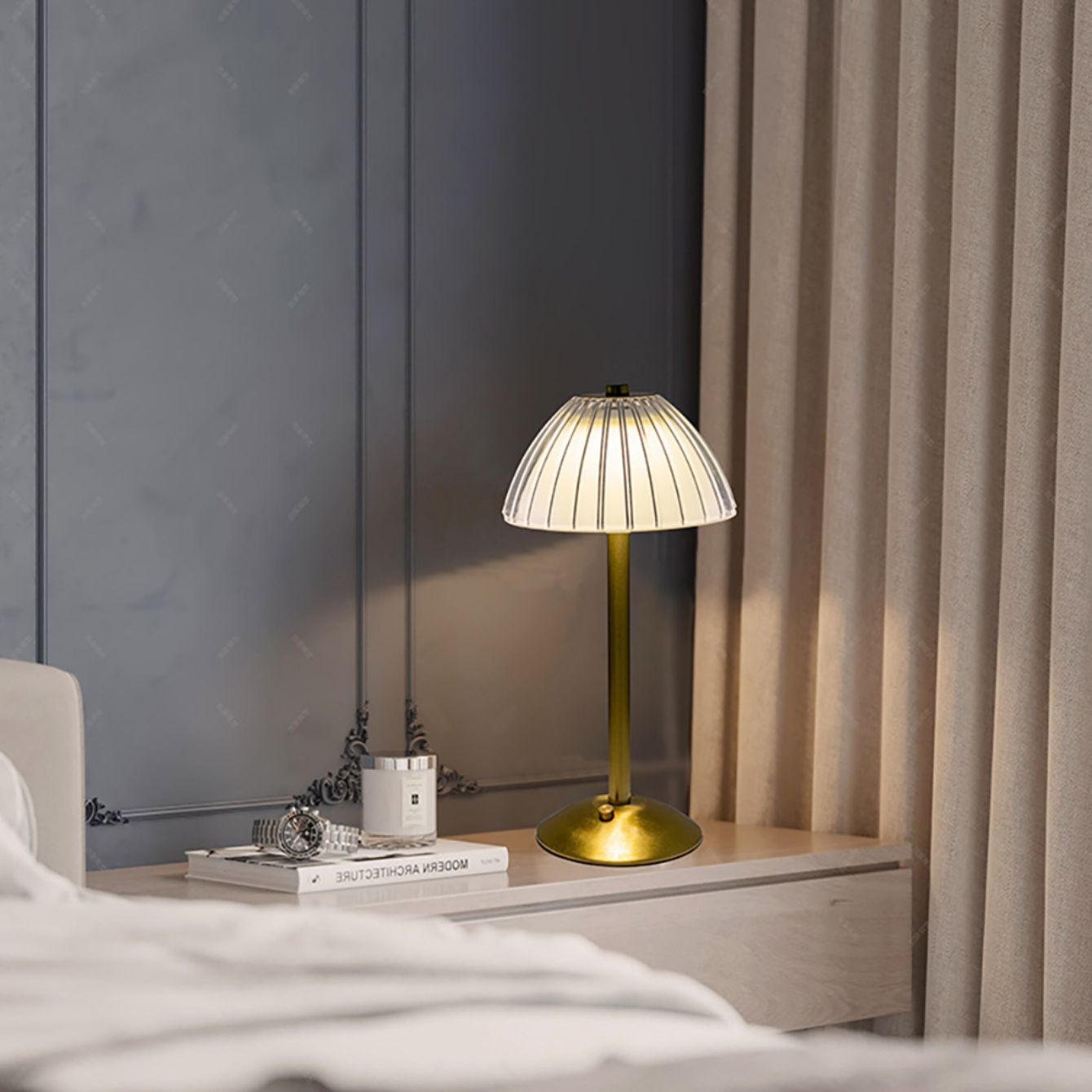 Elegante und raffinierte Retro-Tischlampe aus Vintage-Kristall