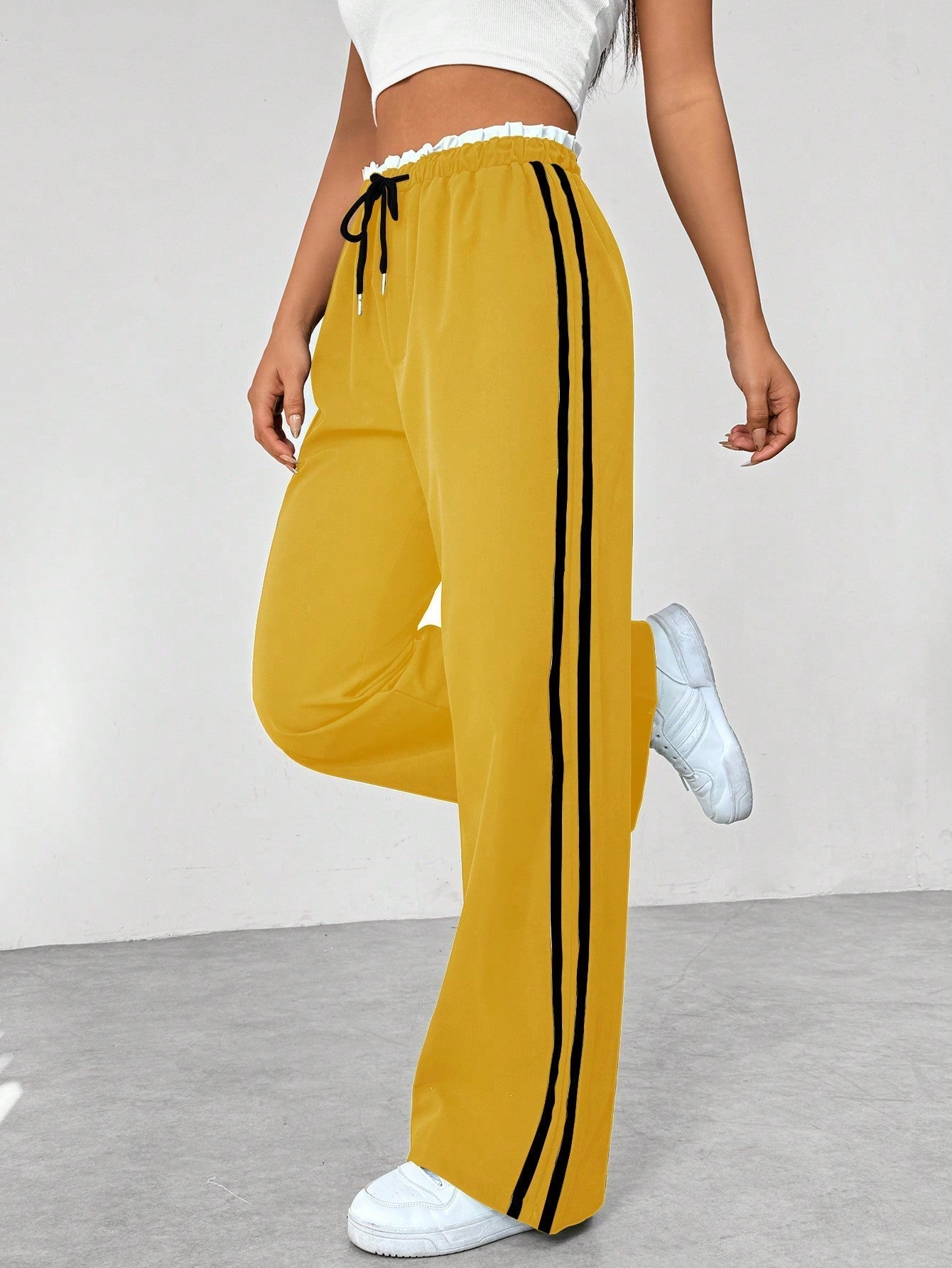 Ella | Modischer und bequemer weiter Sporthose für einen stilvollen Look