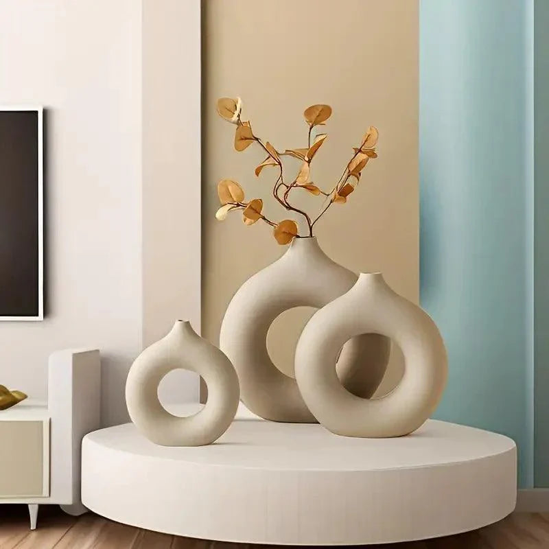 Elegante Vase und Zeitgenössisches Design für eine Anspruchsvolle Dekoration