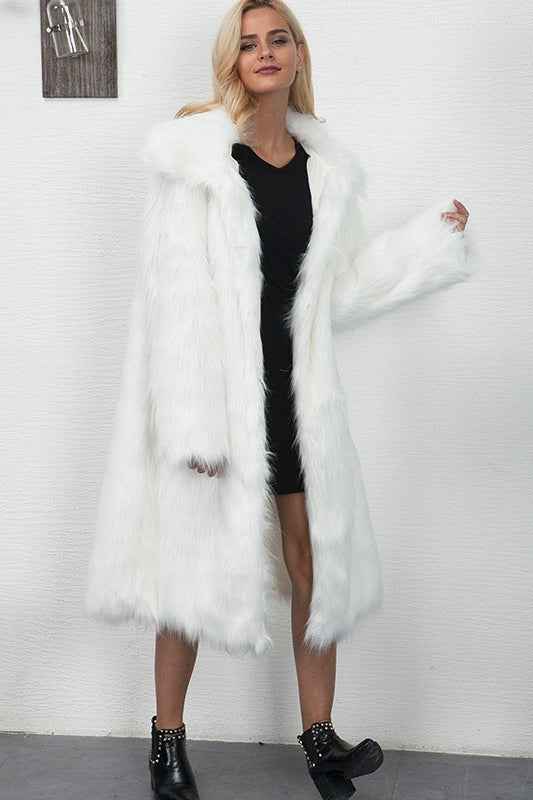 Langer Faux-Fur-Mantel in Übergröße für einen eleganten und warmen Look