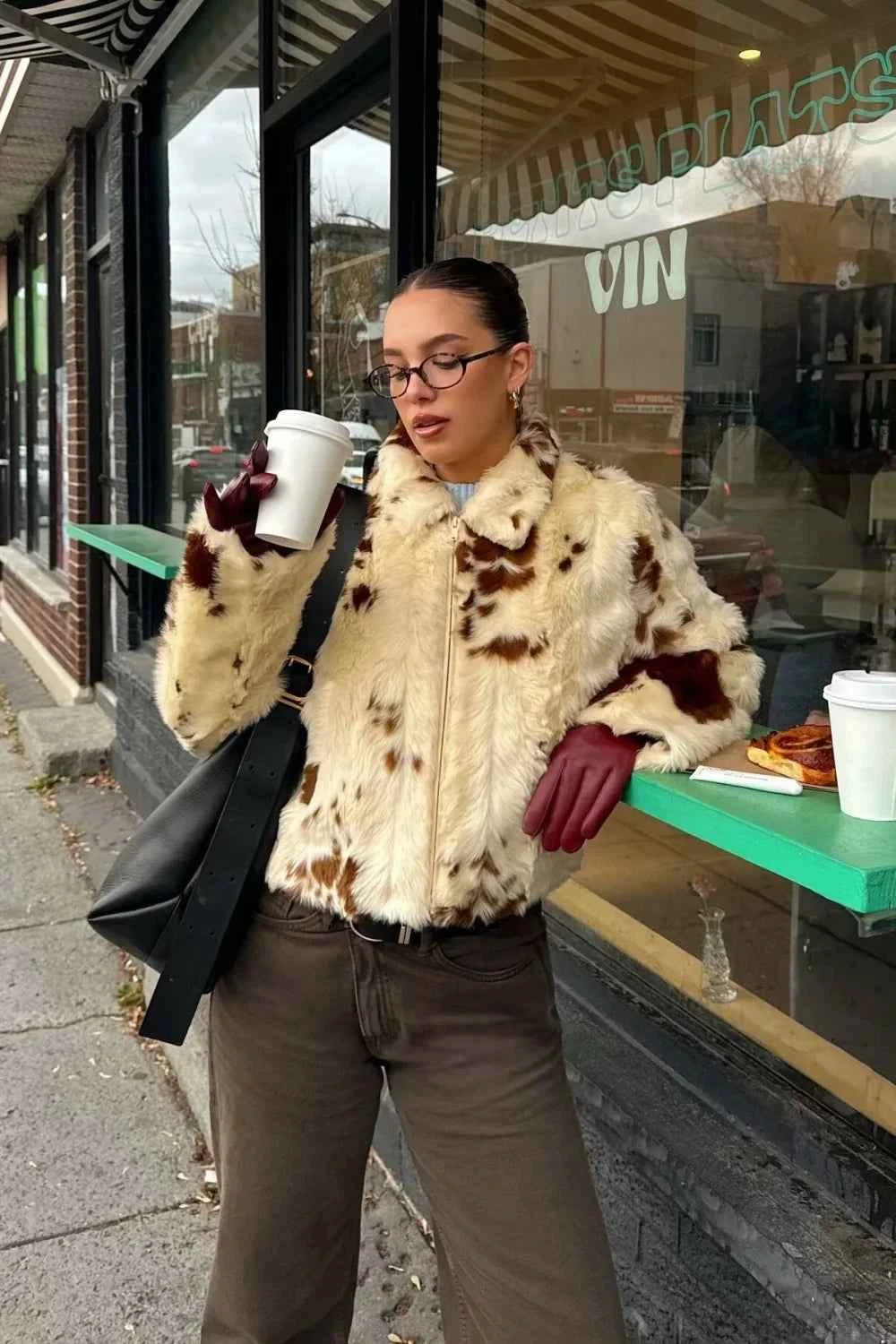 Lederoptik Mantel mit Leopardenmuster für maximalen Komfort und Stil