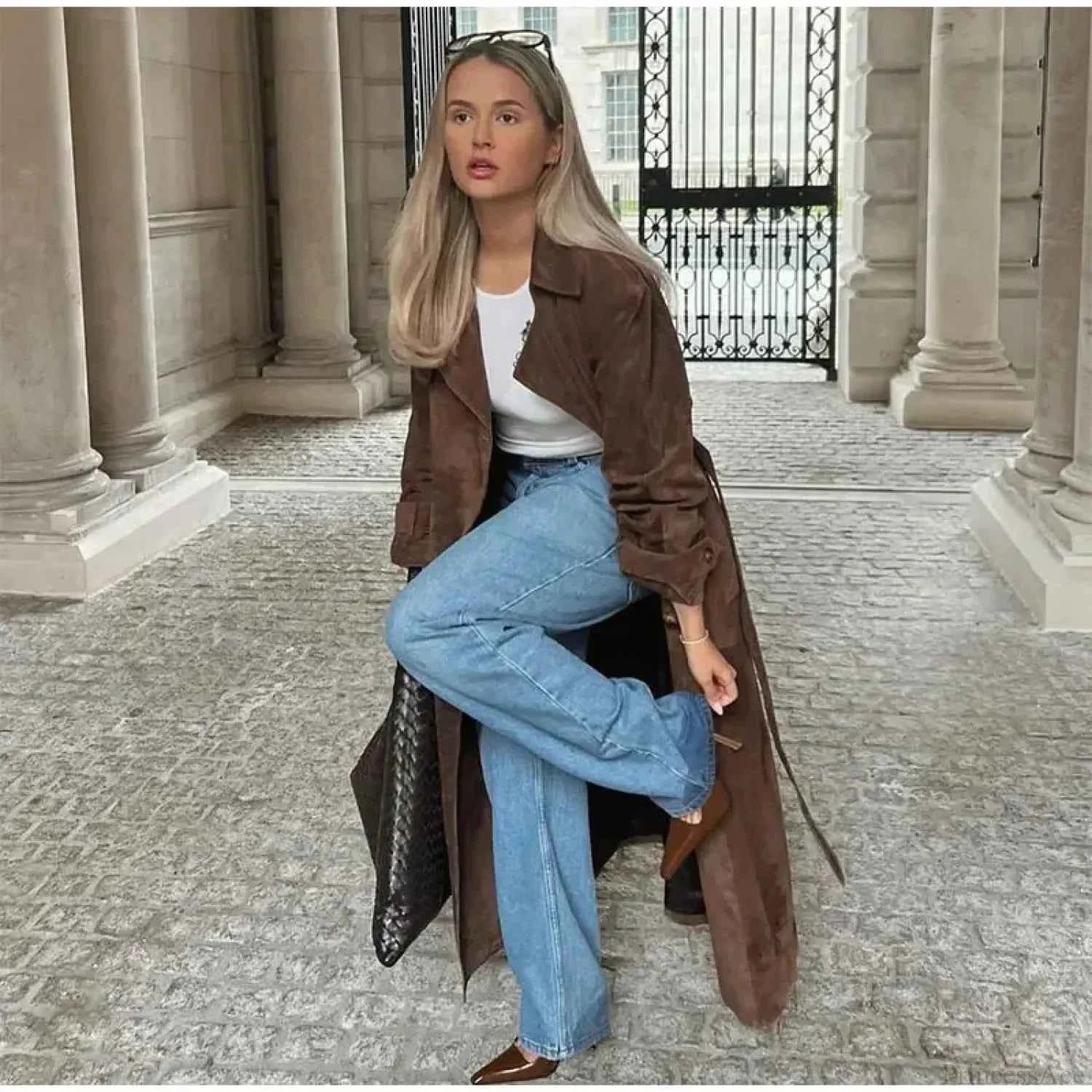 Eleganter imitierter Ledermantel mit Revers und Doppelknopfverschluss