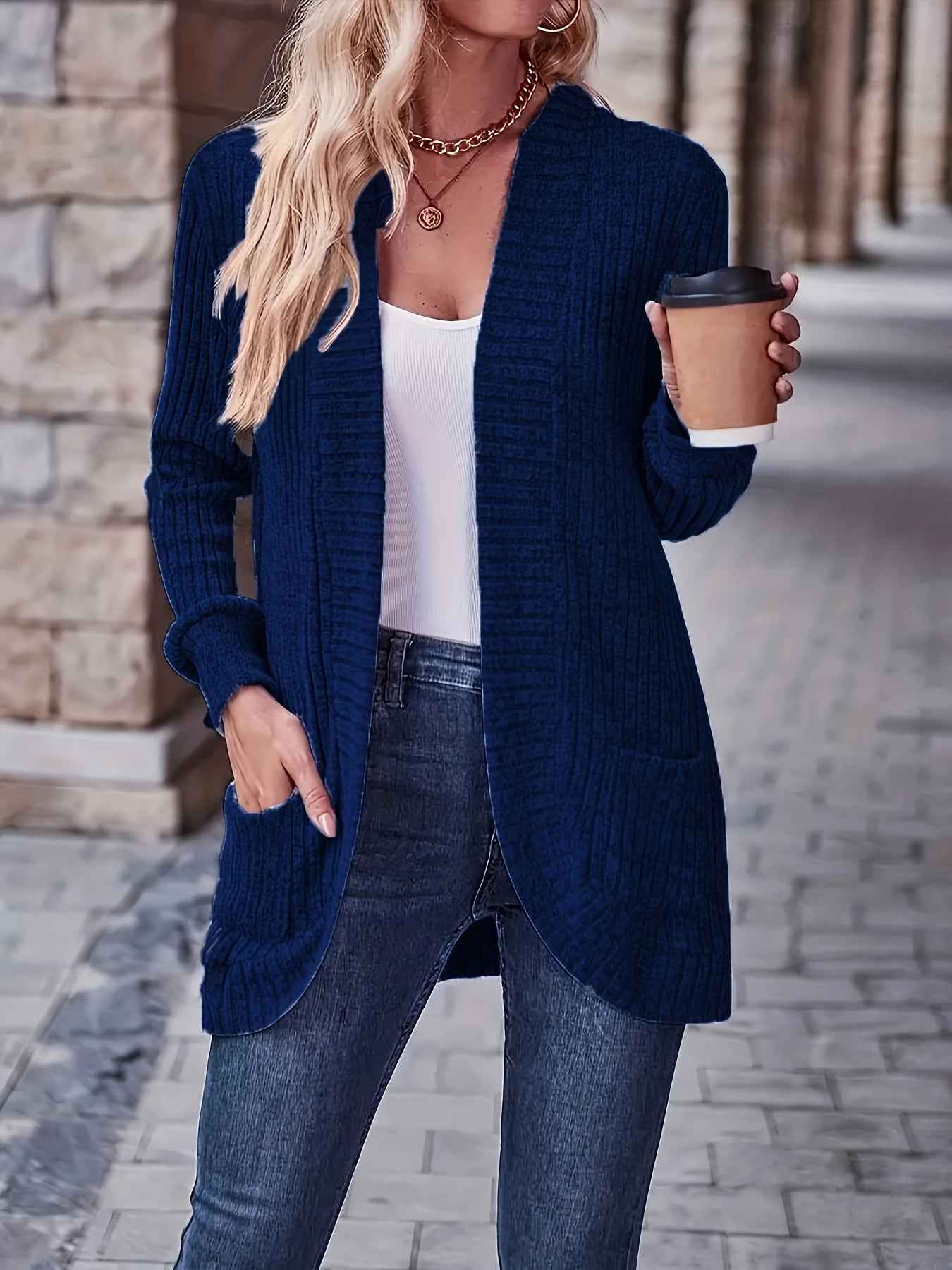 Valmai - Elegant Cardigan für einen anspruchsvollen Stil