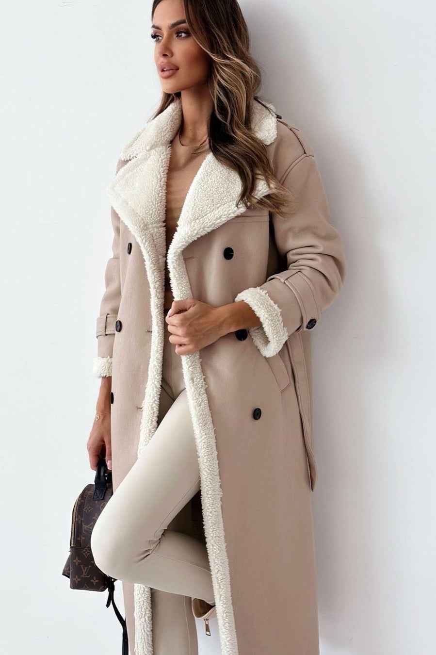 Wendbarer Fleece-Standkragenmantel für vielseitige Wärme und Stil