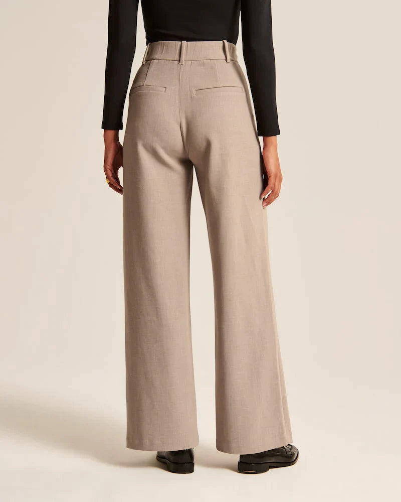 Femke | Stilvolle und figurbetonte Damenhose für einen eleganten Look