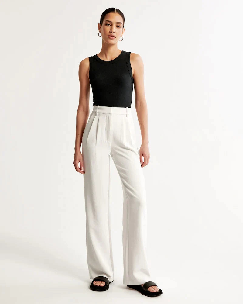 Femke | Stilvolle und figurbetonte Damenhose für einen eleganten Look