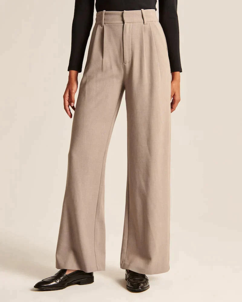 Femke | Stilvolle und figurbetonte Damenhose für einen eleganten Look