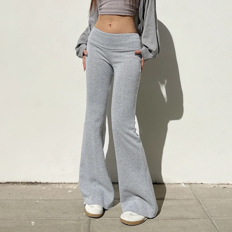 Fenna | Legere Bundfalte von Taille bis Bein für einen bequemen und stilvollen Look