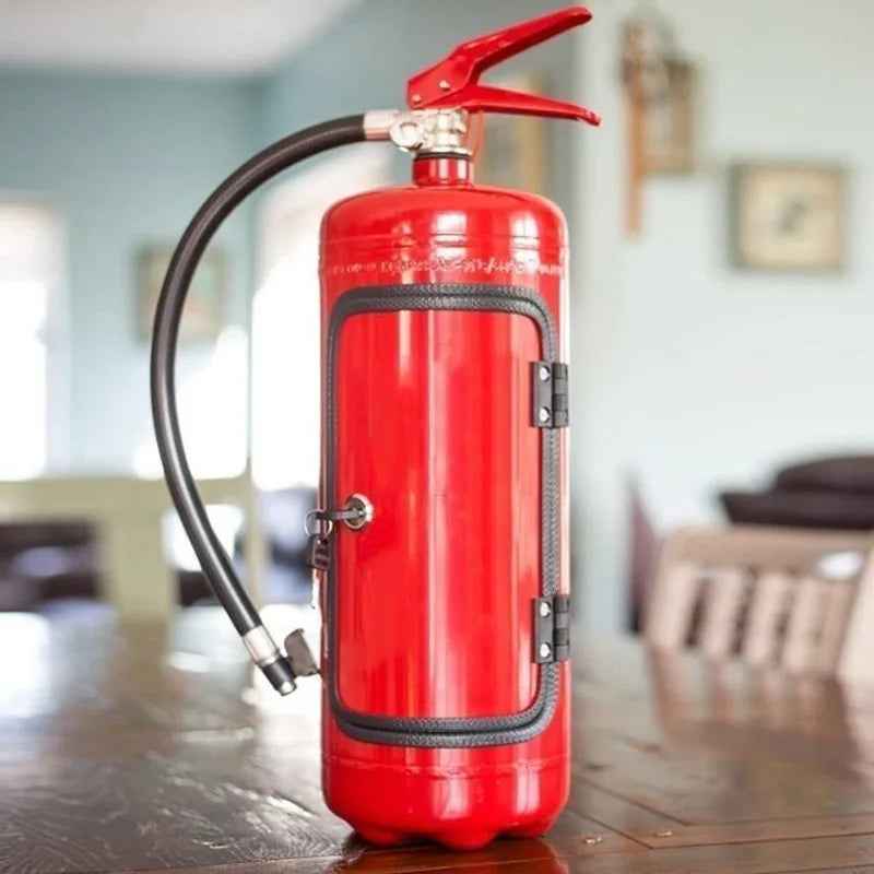 Verborgene Flaschenlagerung in Form eines Feuerlöschers – BlazeVault