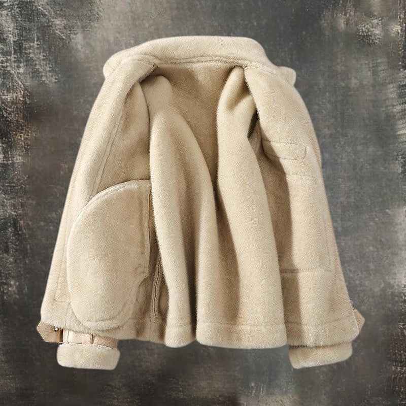 Warm and trendy leather jacket