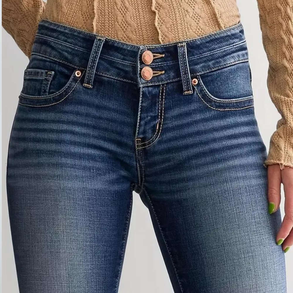 Hilary | Elegante und Trendige Flared Hose für einen Modischen Look