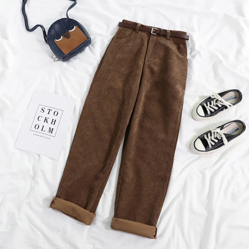 Hilda | Stilvolle Damen-Kordhose für einen bequemen und trendigen Look
