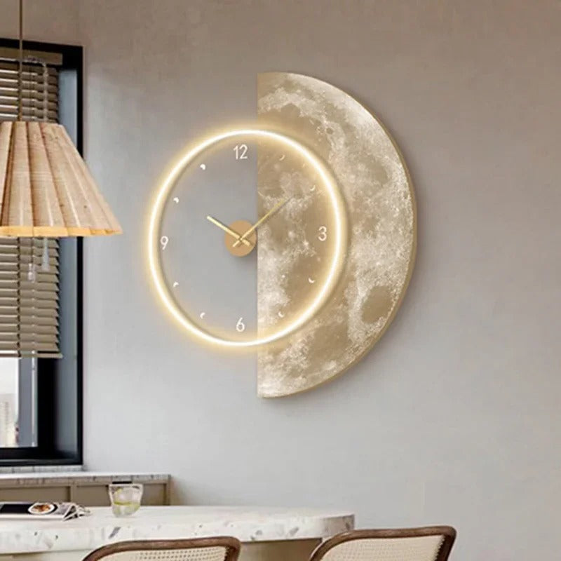 Mond-Wanduhr – Sanftes LED-Licht mit Himmlischem Design