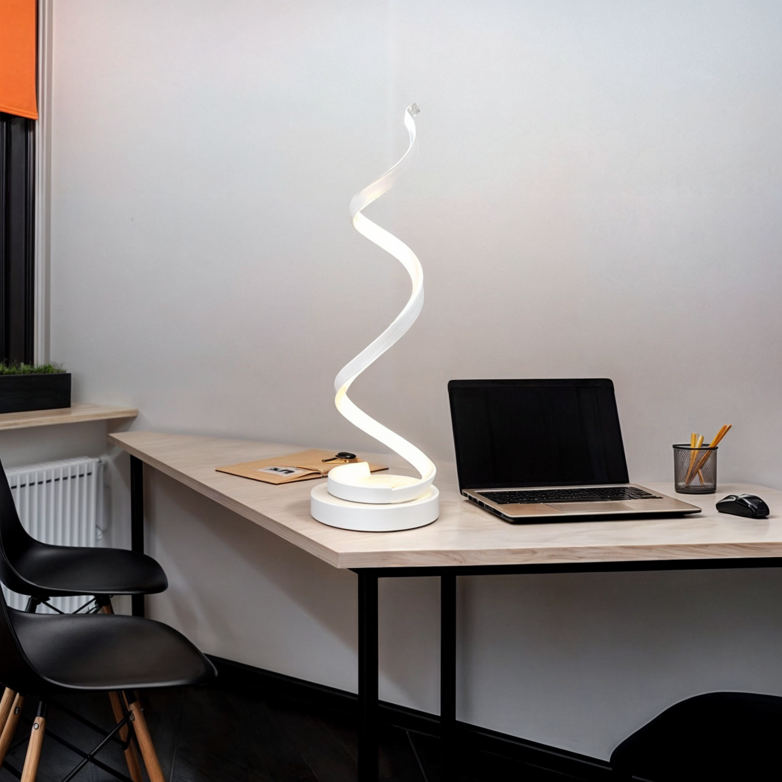 Bürolampe aus gebogenem LED - Modernes und augenfreundliches Licht für einen perfekten Arbeitsplatz