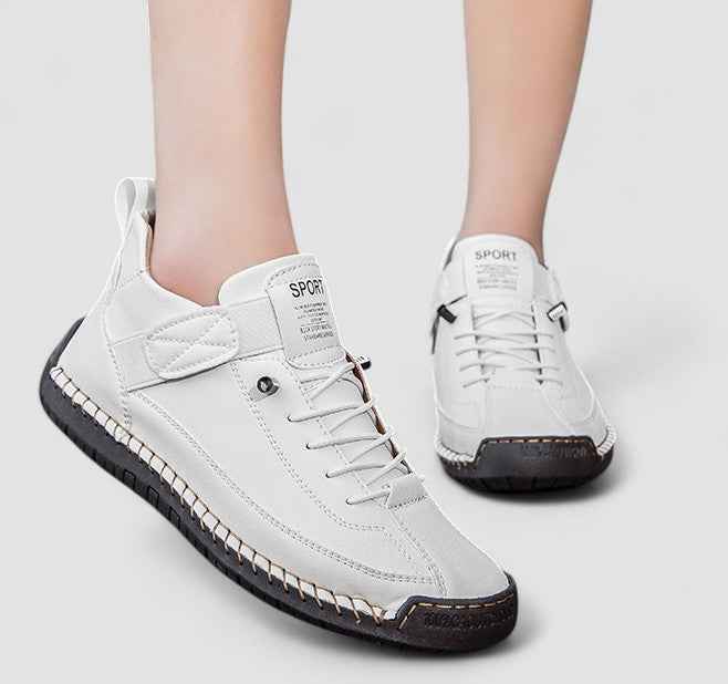 Orthopädische Sneaker aus leichtem Material für ganztägigen Komfort und Halt
