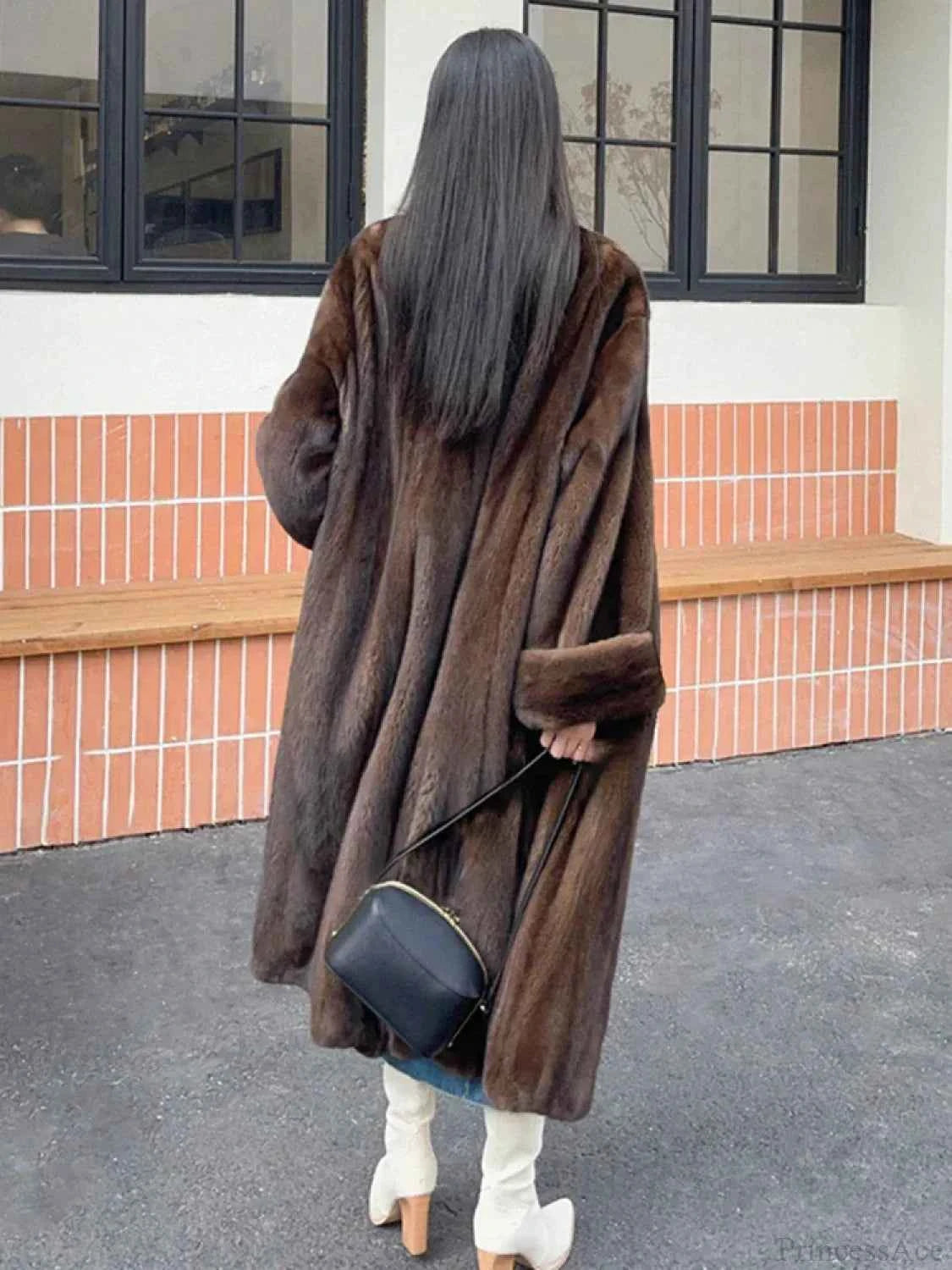 Mantel mit Fake Nerz, mit Reversen und vollem Ärmel