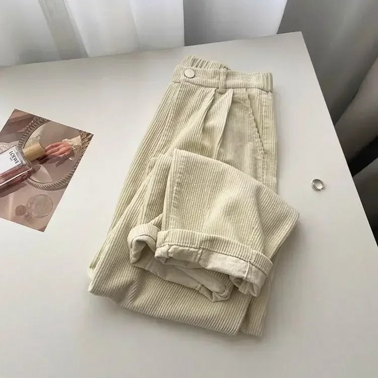 Loes | Stilvolle Retro-Glowcord-Hose mit hohem Bund für Damen