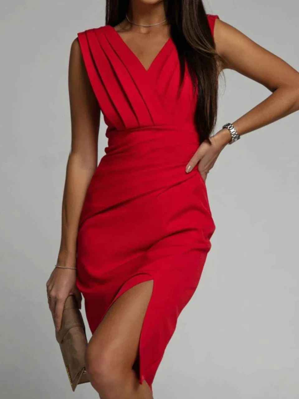Aveline – Zeitloses, elegantes V-Ausschnitt-Kleid
