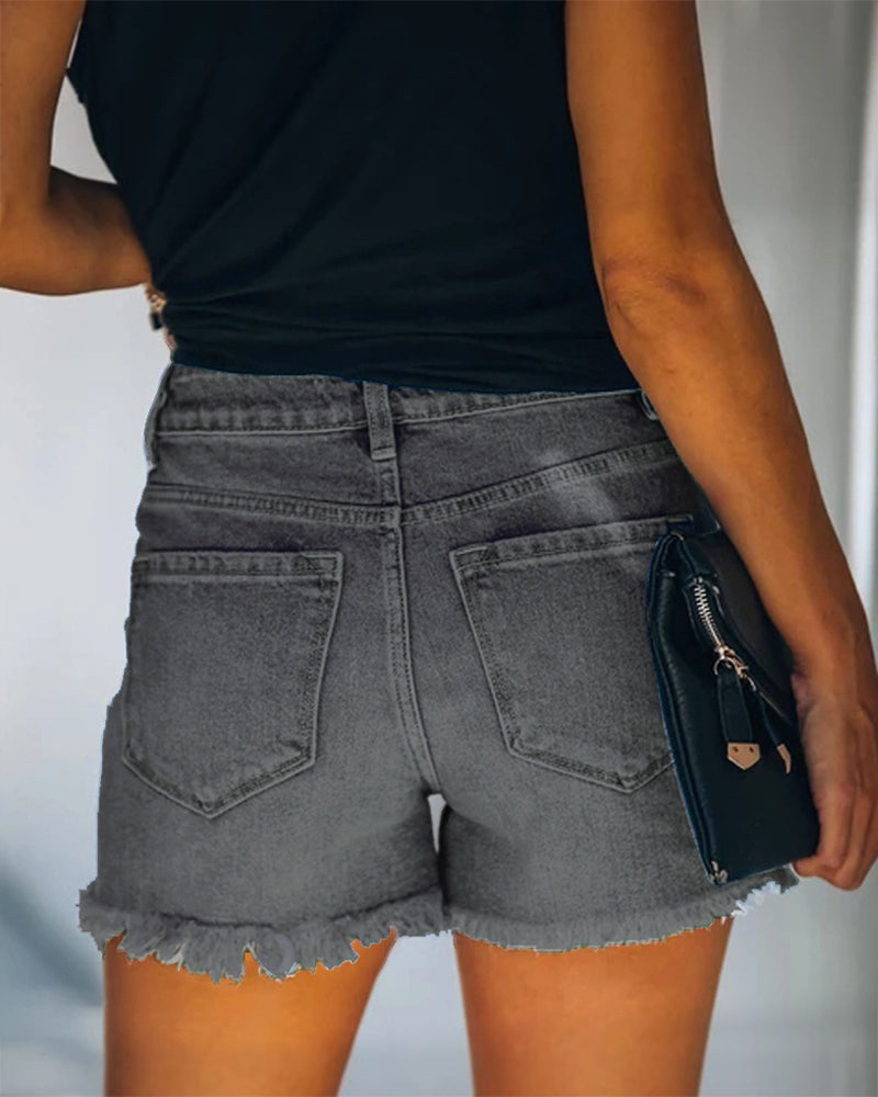 Kurze, zerrissene Jeans in mittlerer Taille für einen lässigen und trendigen Stil